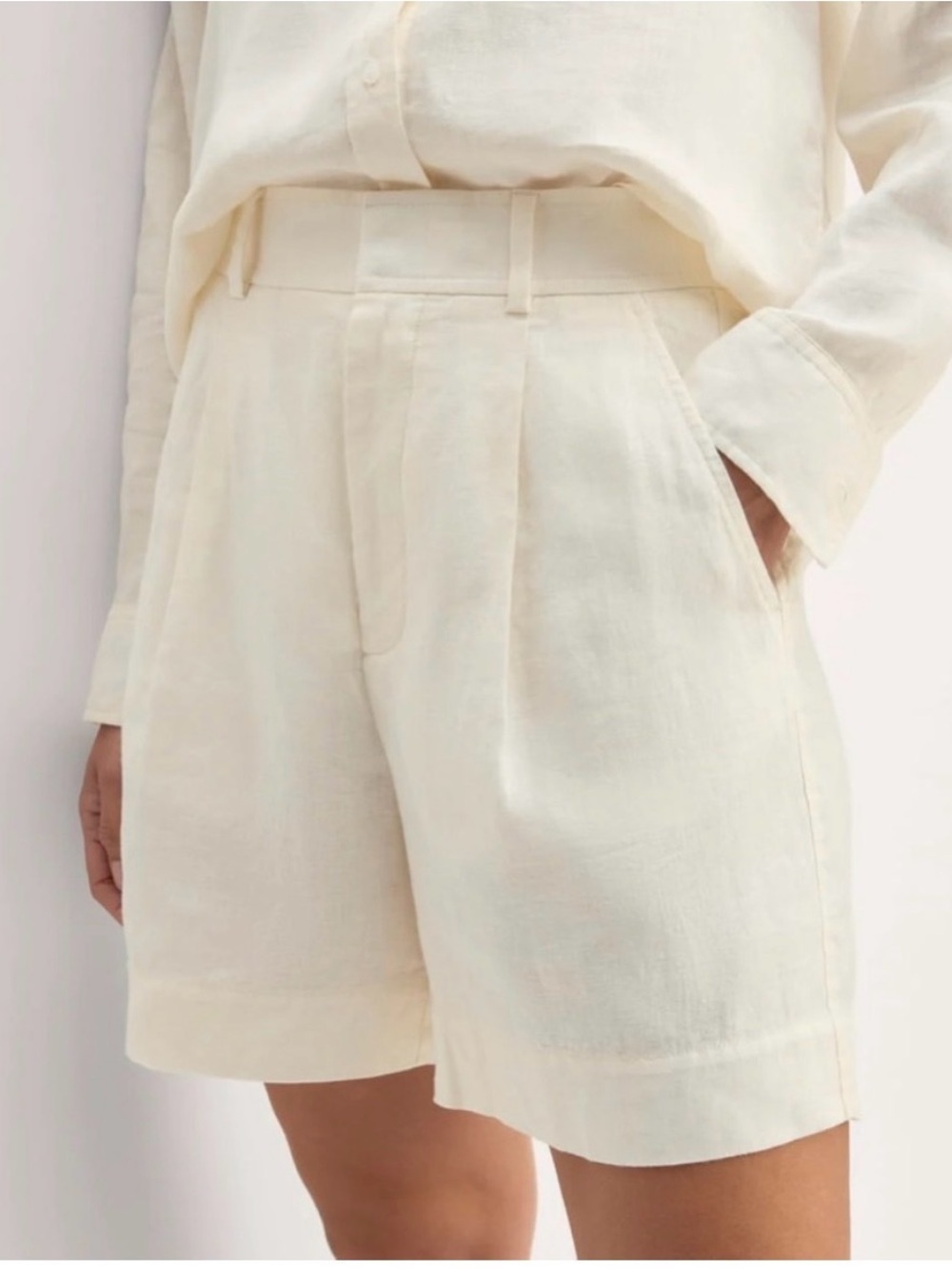 Everlane way-high linen shorts